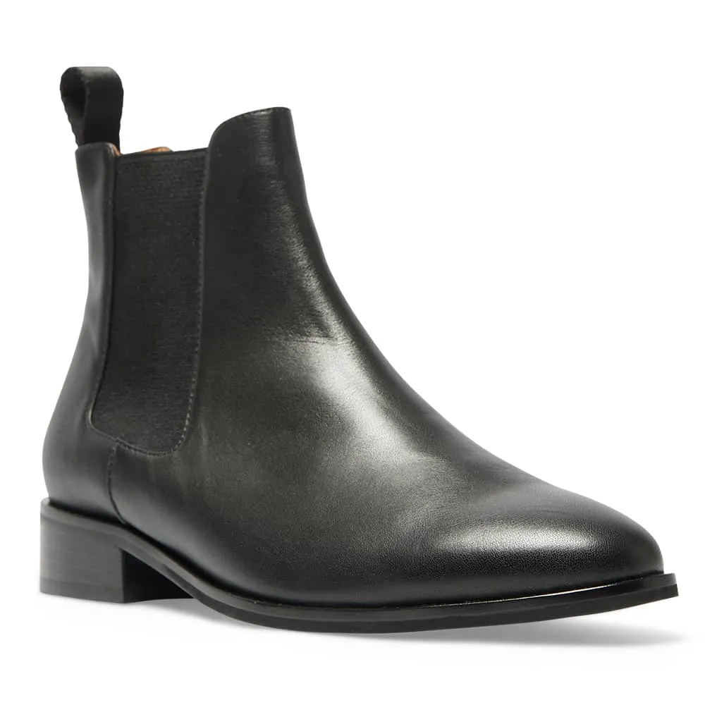 Fitzroy Boot in Black Leather