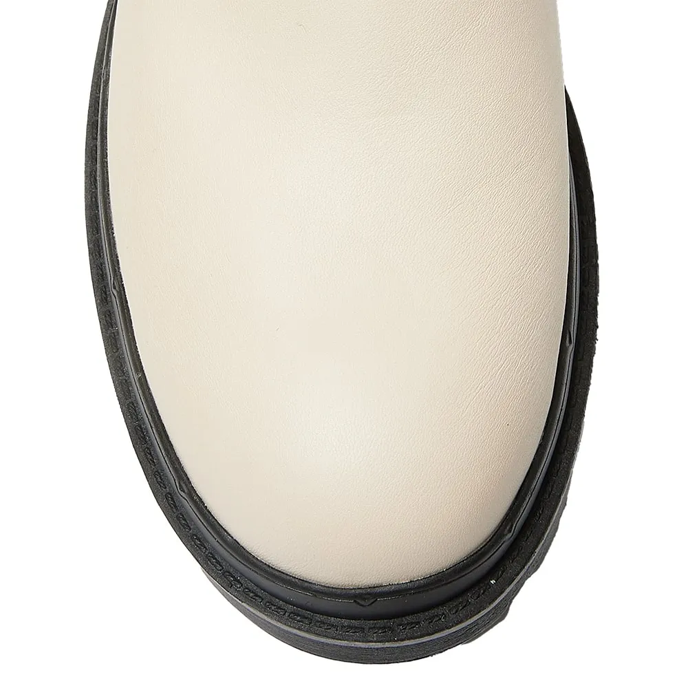 Hale Boot in Bone/black Smooth