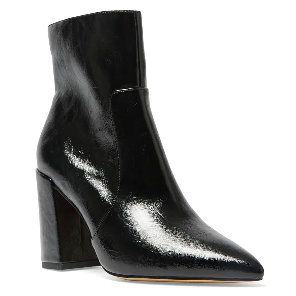 Jada Boot in Black