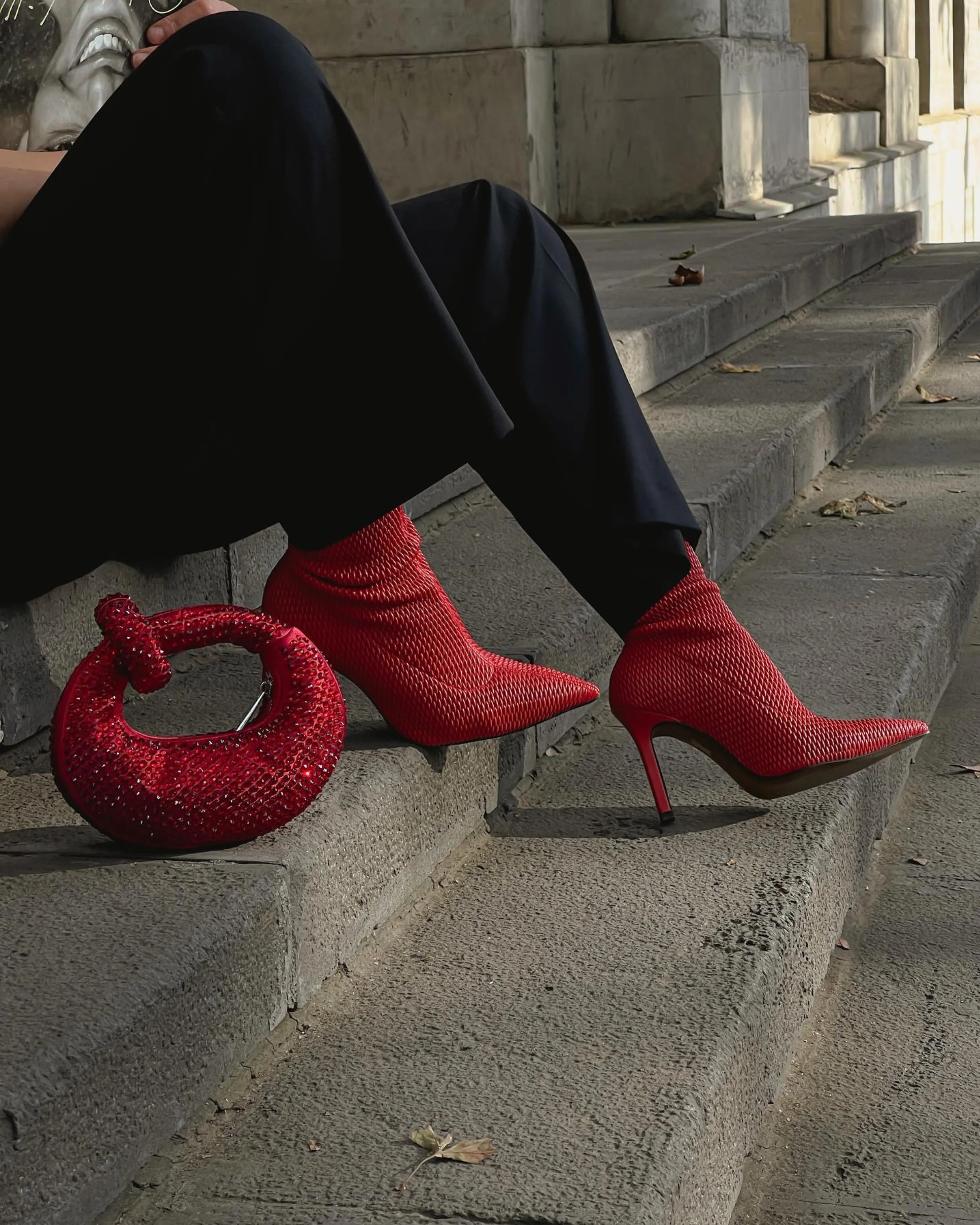 Vzelay Red Stretch